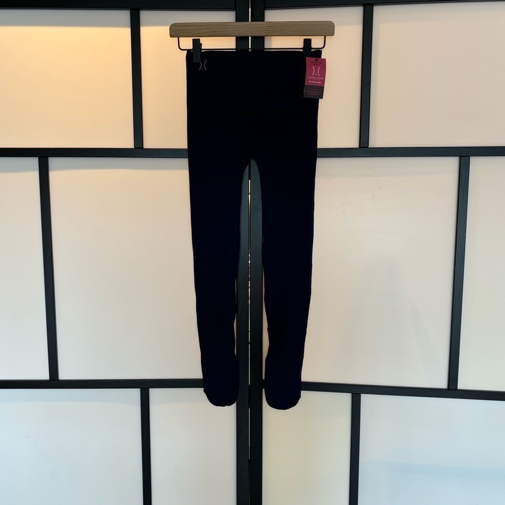 Yummie Tummie Brenda footed tights.‎ Blue. Women’s L/XL. NWT